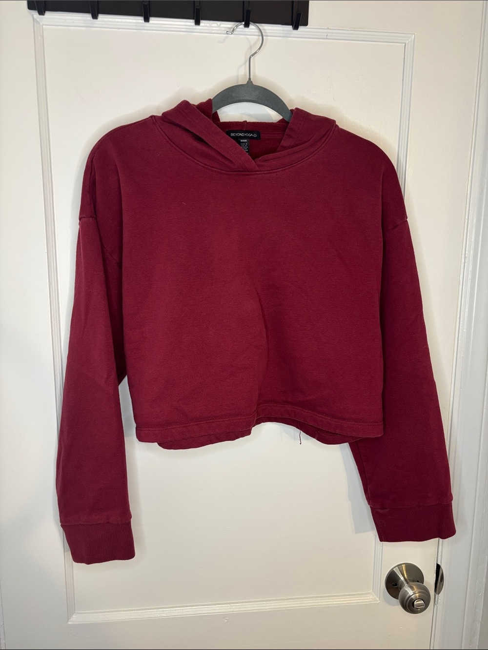 Beyond Yoga Cropped Hoodie in Wine Red